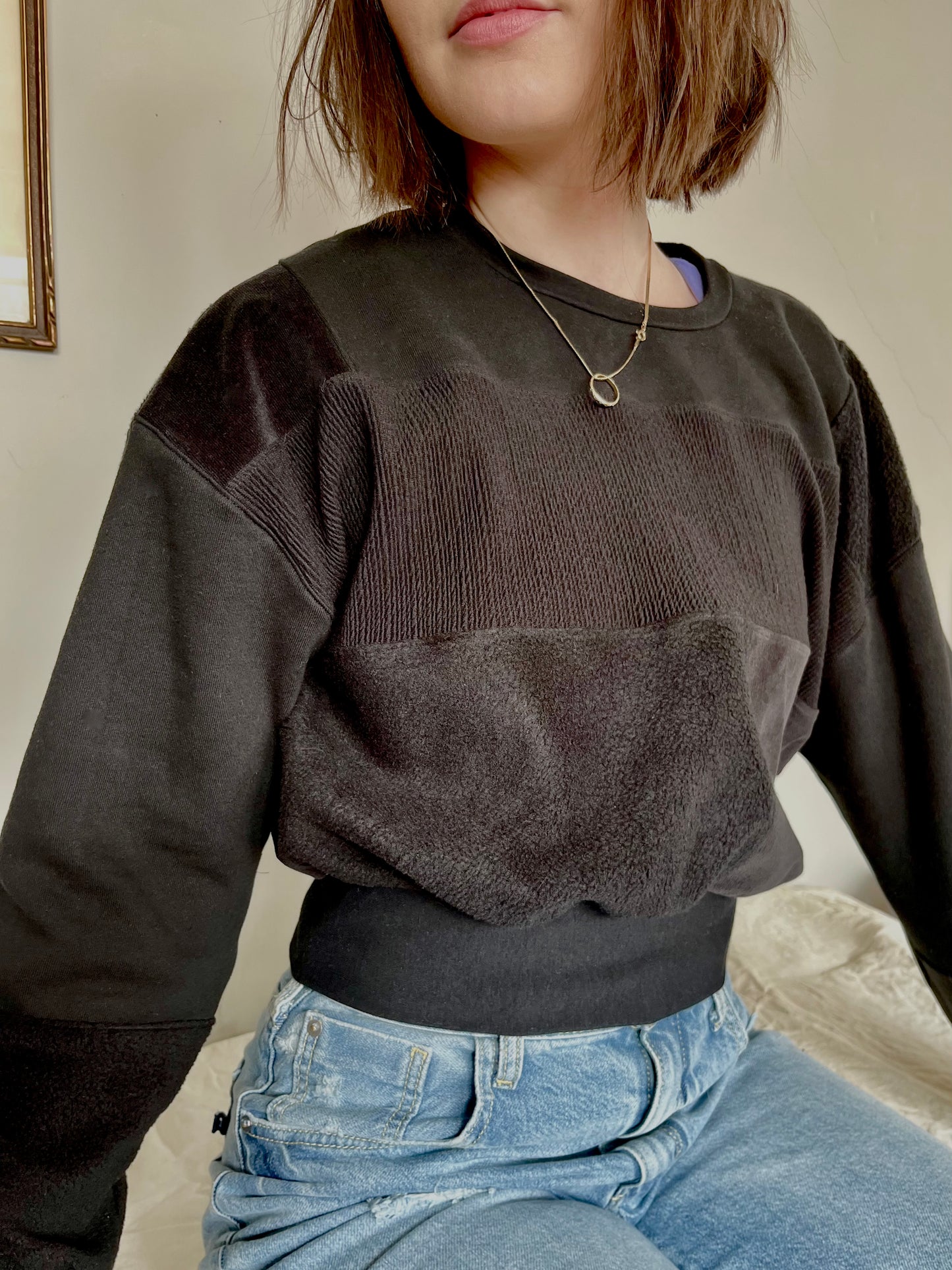 Cropped Lea Sweater - Black