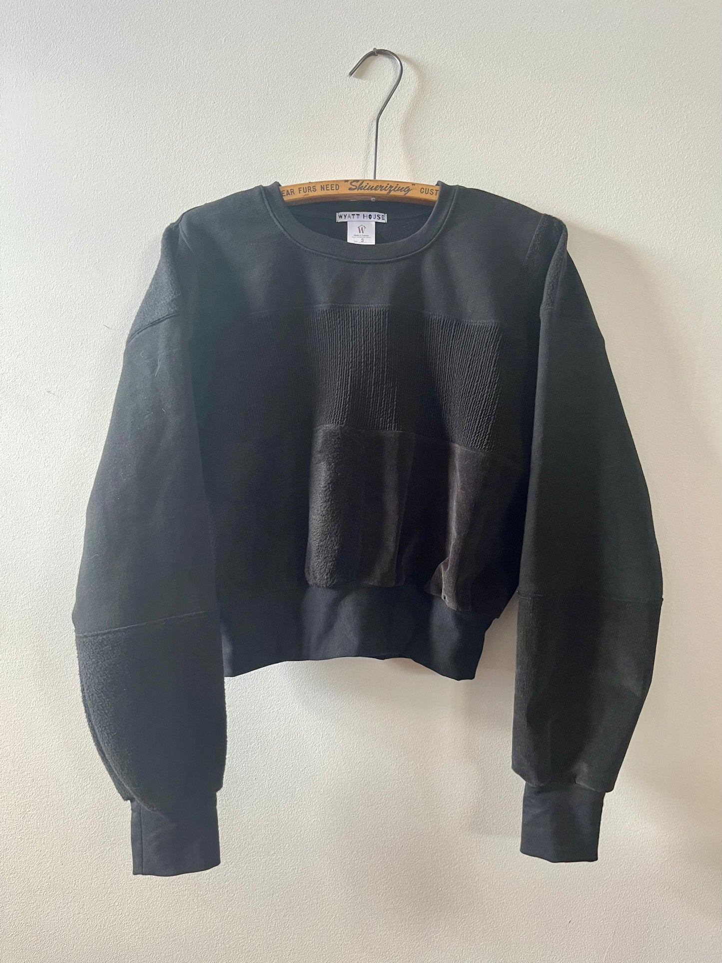 Cropped Lea Sweater - Black